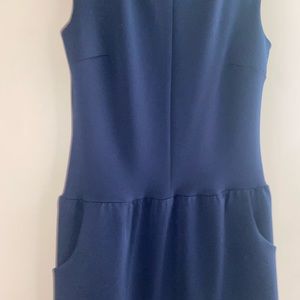 Midi navy blue dress with pockets